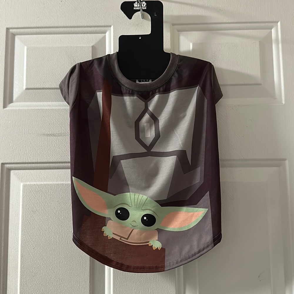 STAR WARS THE MANDALORIAN DOG TEE: NEW WITH TAGS: SIZE L